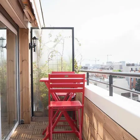 Beautiful Bright And Modern *